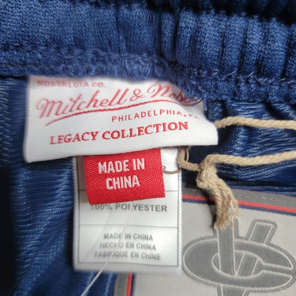 Mitchell And Ness 1991 Michigan Basketball Road Shorts Men's Size XL Blue New - Picture 9 of 11